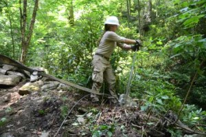 Volunteer on Trails Forever workday - Chimney Tops Trail. Photo by Jack Williams