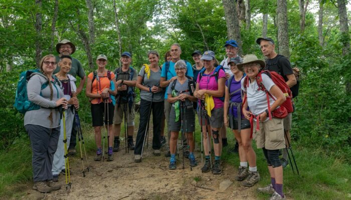 group photo of FOTS hikers