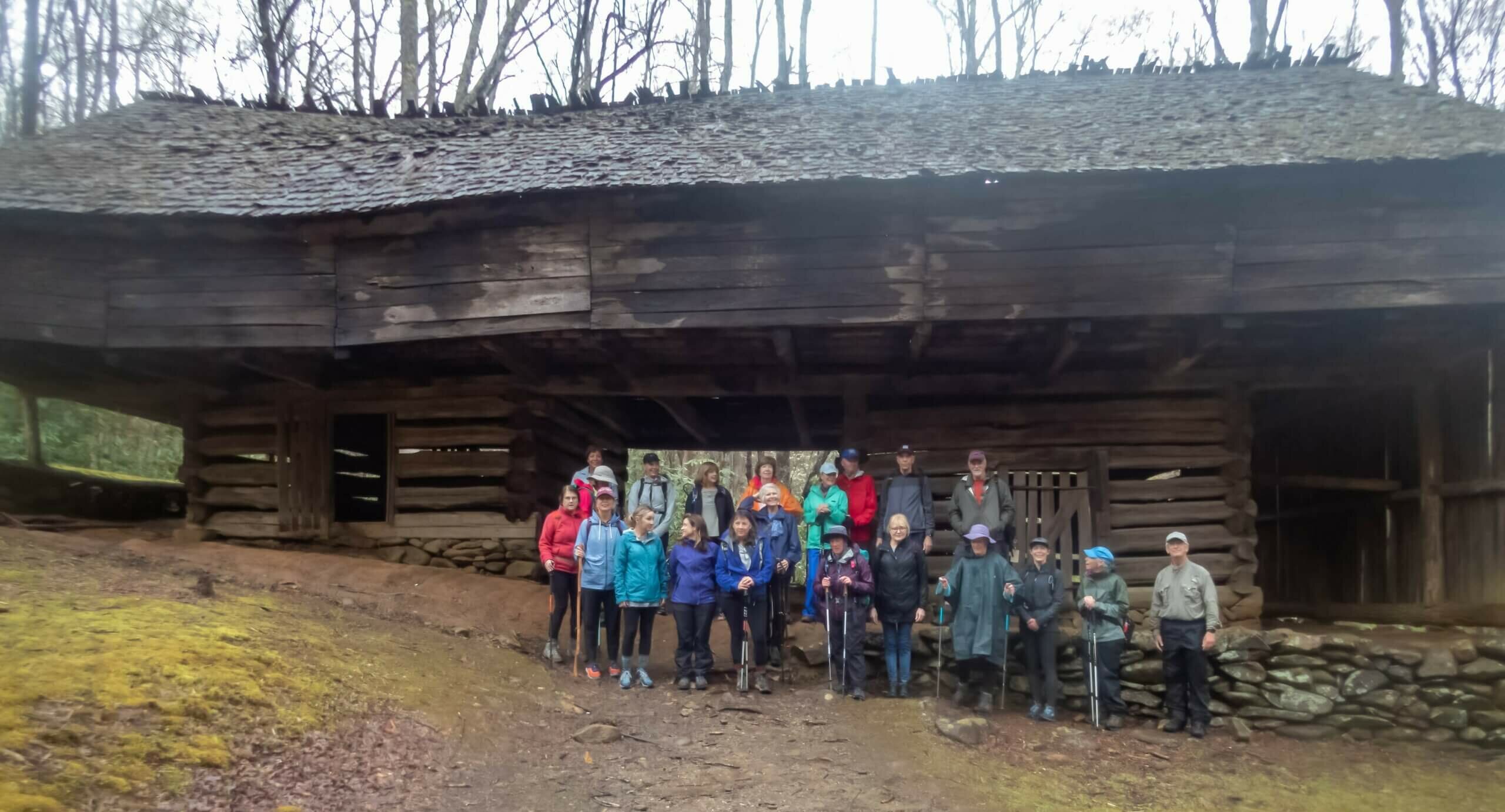 FOTS hikers at Messer Barn